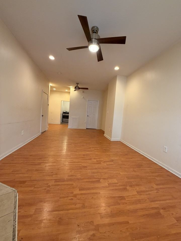 7774 Montgomery Ave - Photo 2 of 17