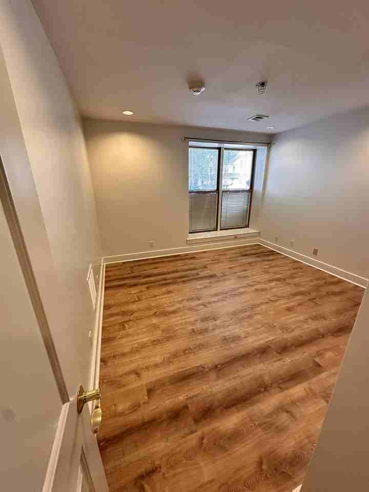 523 2nd Ave #3 - Photo 7 of 12