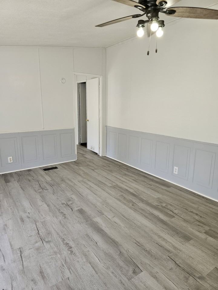 16471 Pisces Rd #NA - Photo 2 of 12