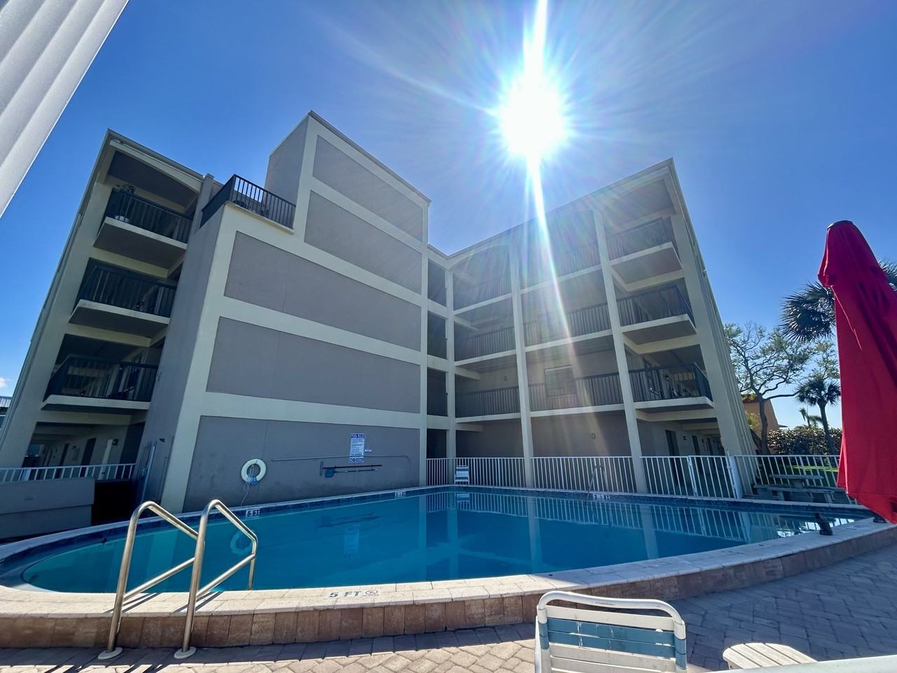 12500 Capri Cir N #304 - Photo 4 of 21