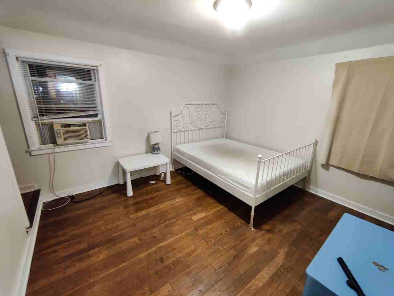 1 Bassett Pl #NA - Photo 6 of 8