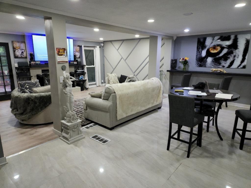 488 Allana Ct #NA - Photo 2 of 7