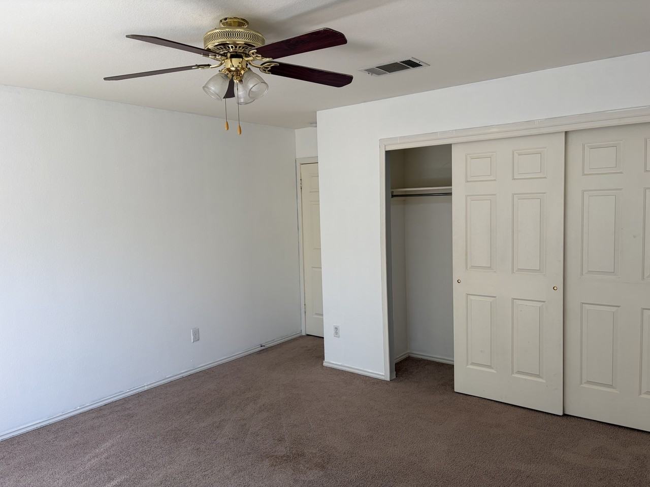 1104 Mastiff Cv #NA - Photo 7 of 11