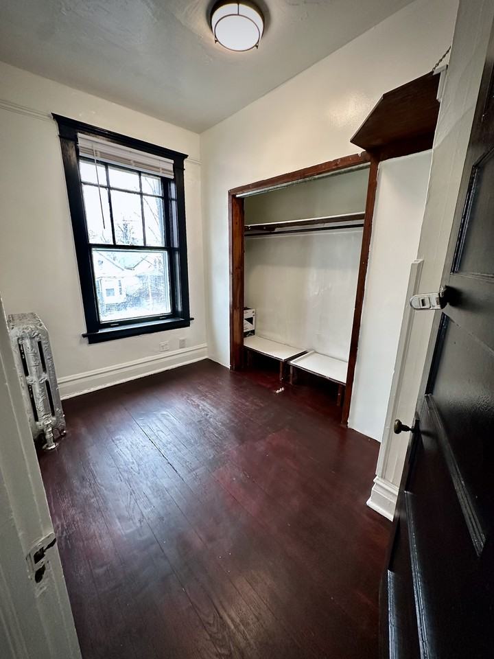7409 S Maryland Ave #2 - Photo 3 of 12