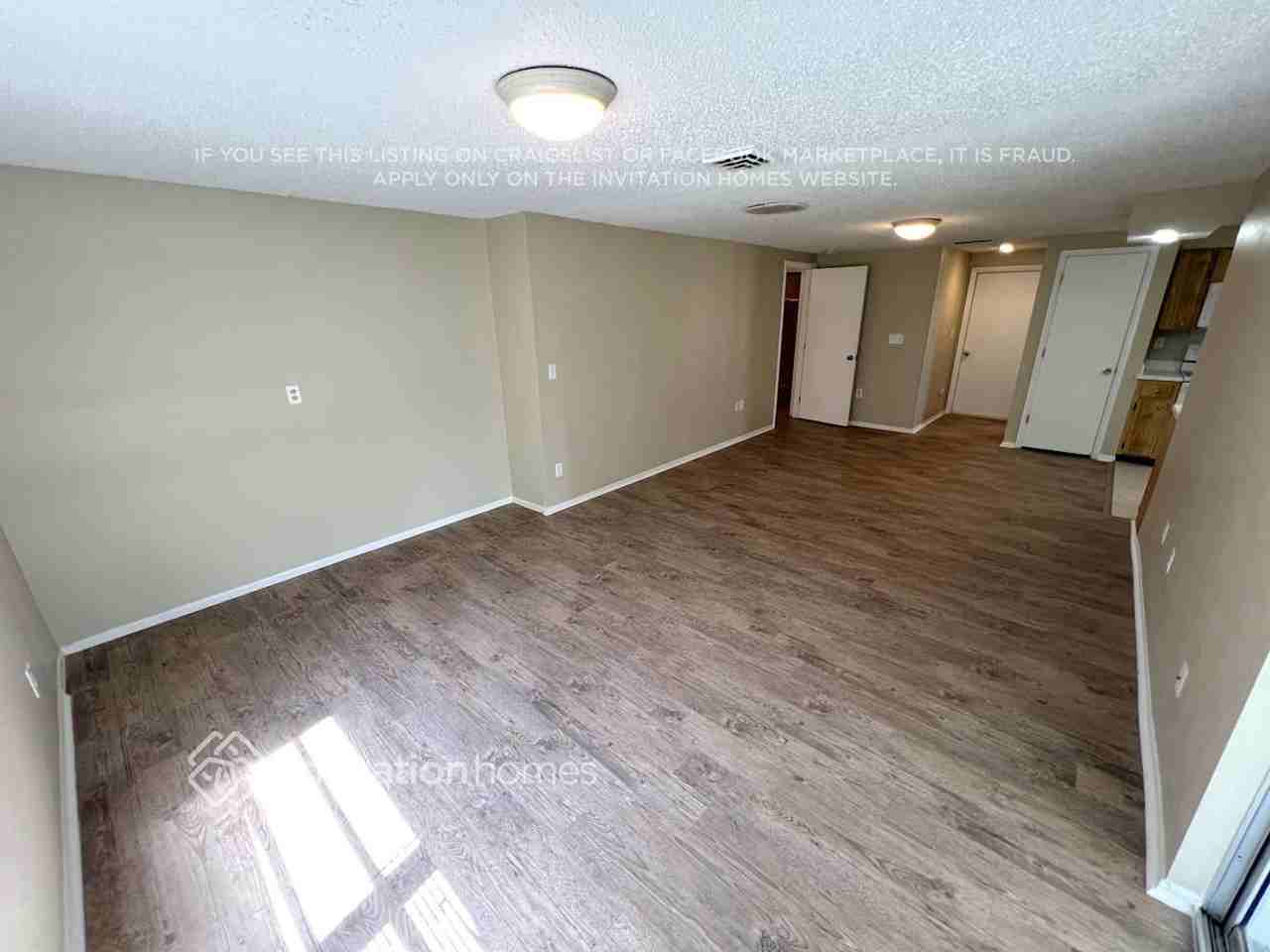 1240 Waterside Ln - Photo 3 of 16