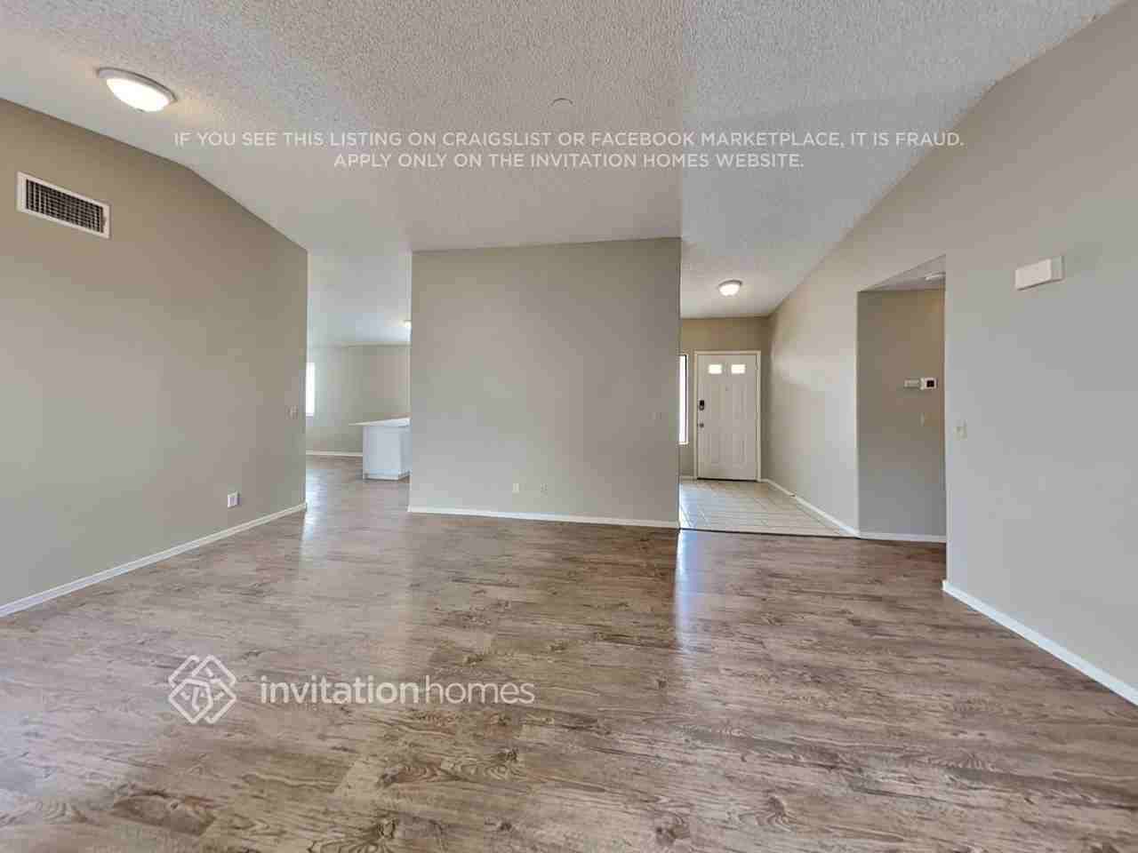 2087 Club Crest Way - Photo 5 of 18