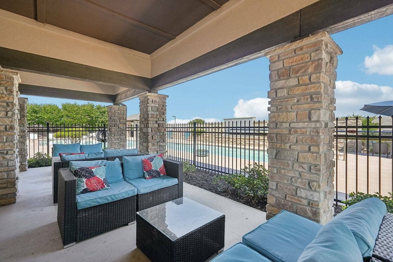 Arroyo Seco Villas - Photo 5 of 15