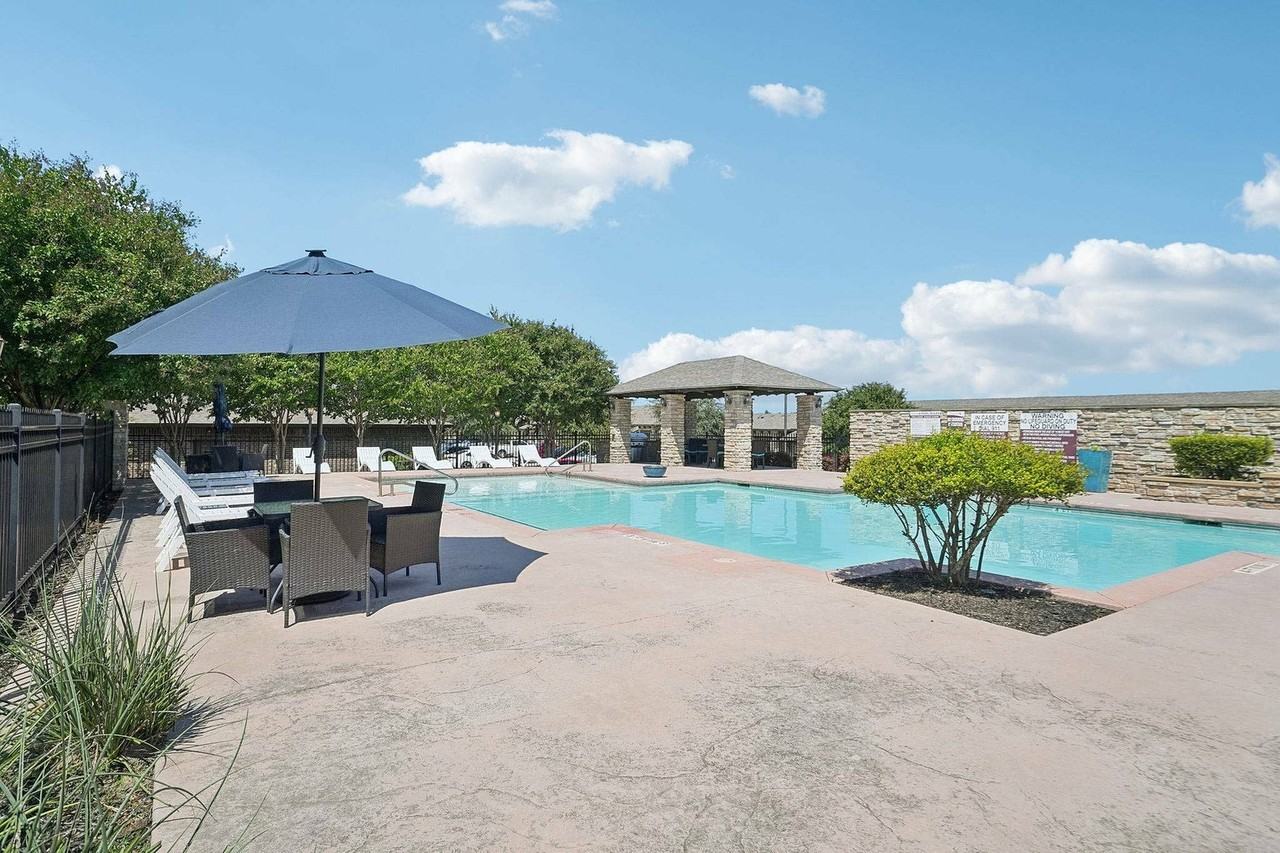Arroyo Seco Villas - Photo 6 of 15