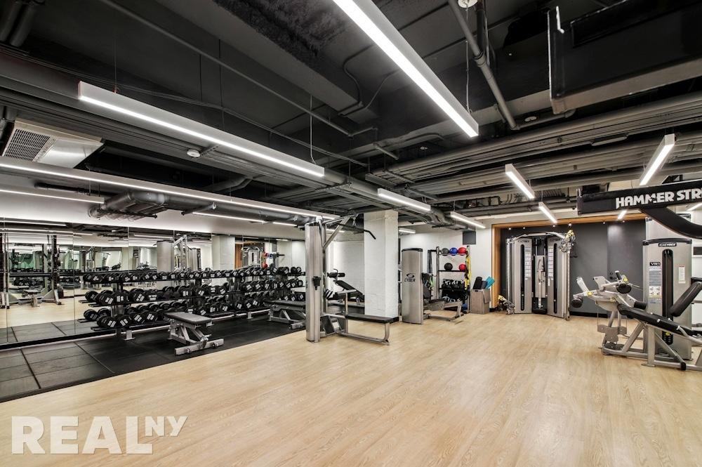 160 E 48th St #12U - Photo 7 of 8