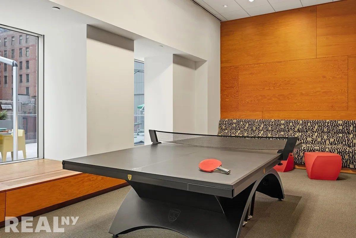 8 Spruce St #12U - Photo 7 of 14