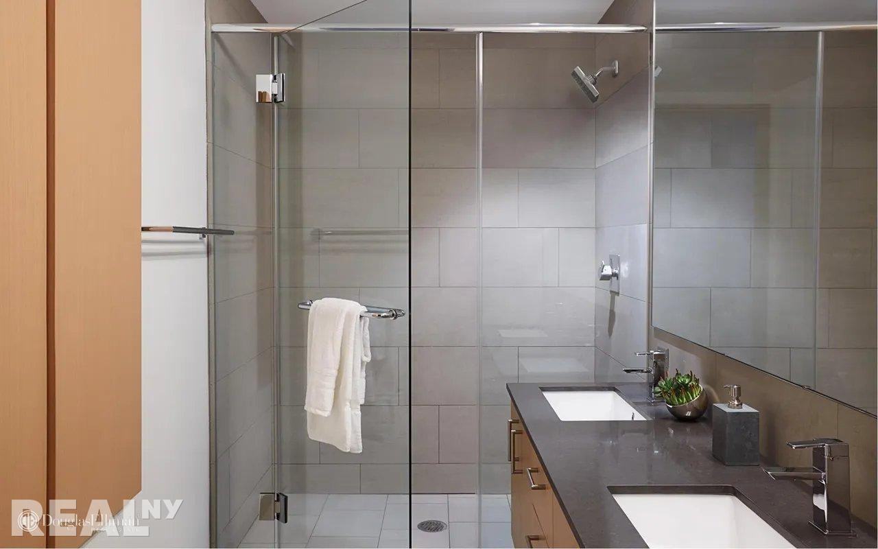 8 Spruce St #12B - Photo 5 of 5