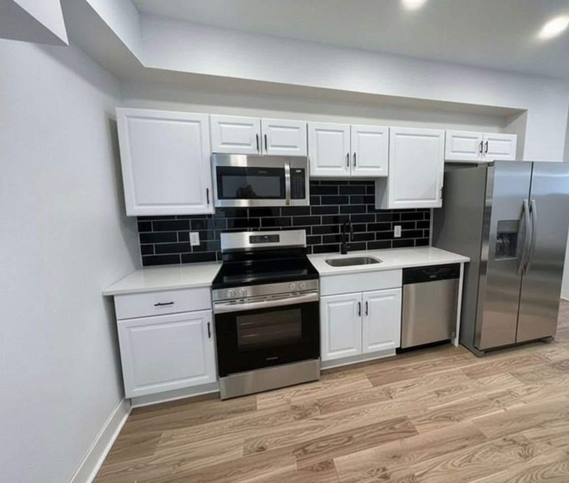 1333 S Myrtlewood St - Photo 2 of 12