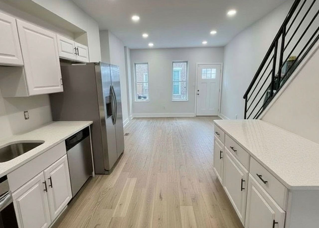 1333 S Myrtlewood St - Photo 5 of 12