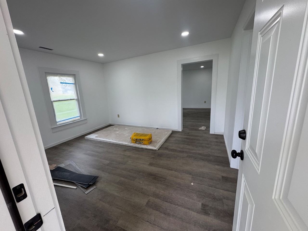 1012 Northside Ter - Photo 5 of 20