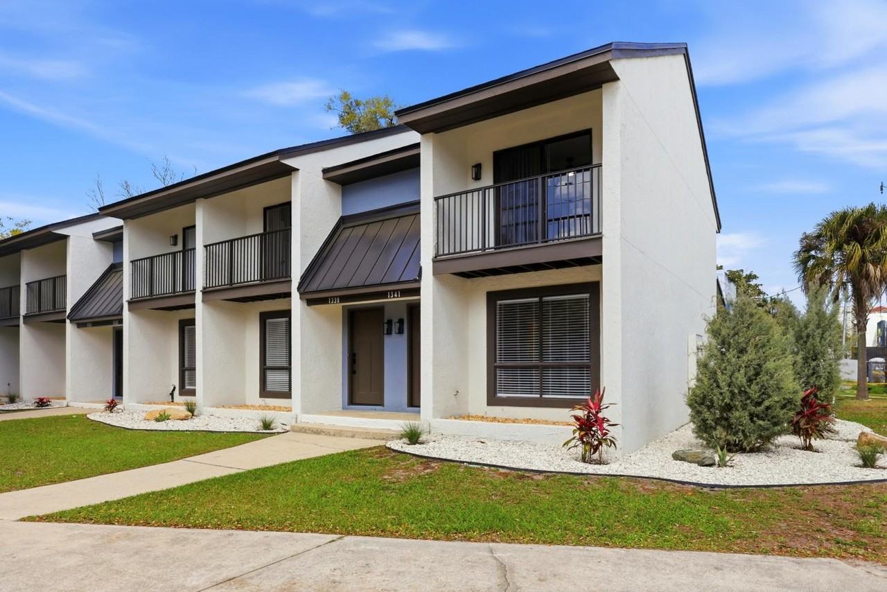 Cedar Townhouses - Photo 6 of 10