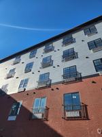 featured image of 2 Grove St