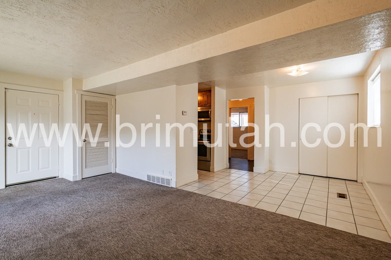 4809 S 1740 E #7 - Photo 3 of 20