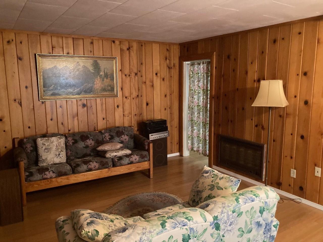 151 Mill St - Photo 3 of 11