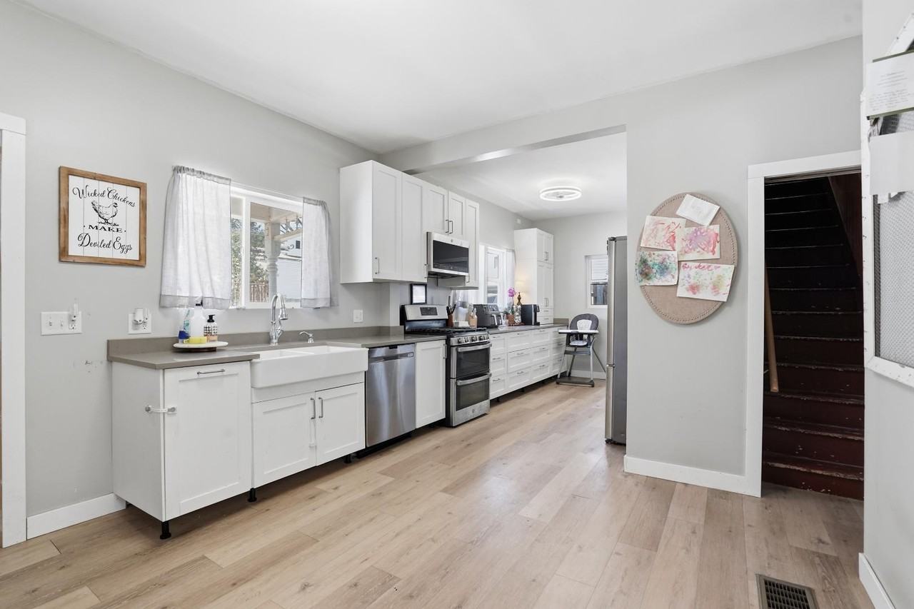 626 E High St - Photo 6 of 11