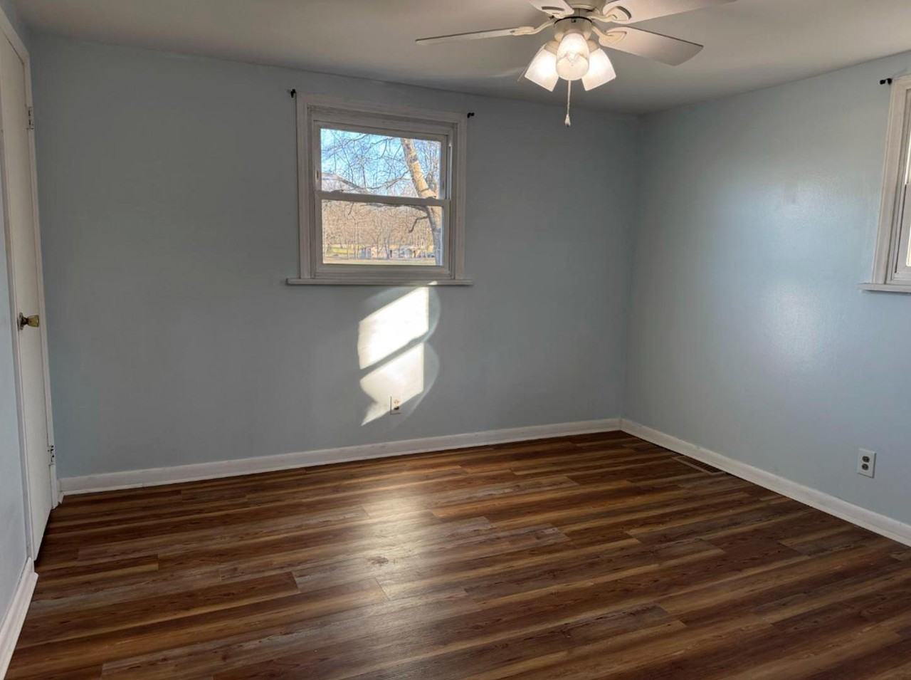 2516 Hinson Rd - Photo 3 of 20