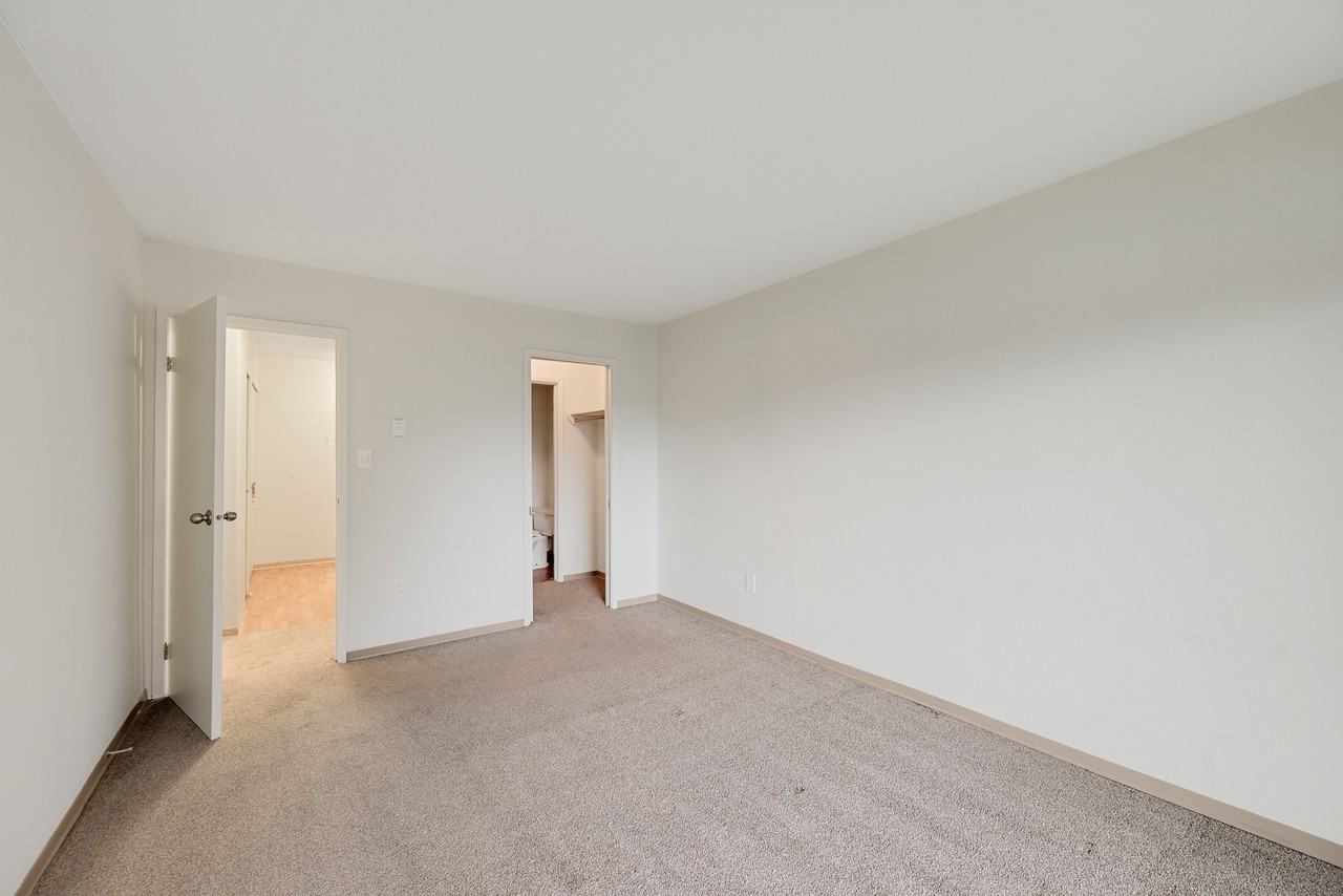 Pacific Village II Apartments - Photo 6 of 50