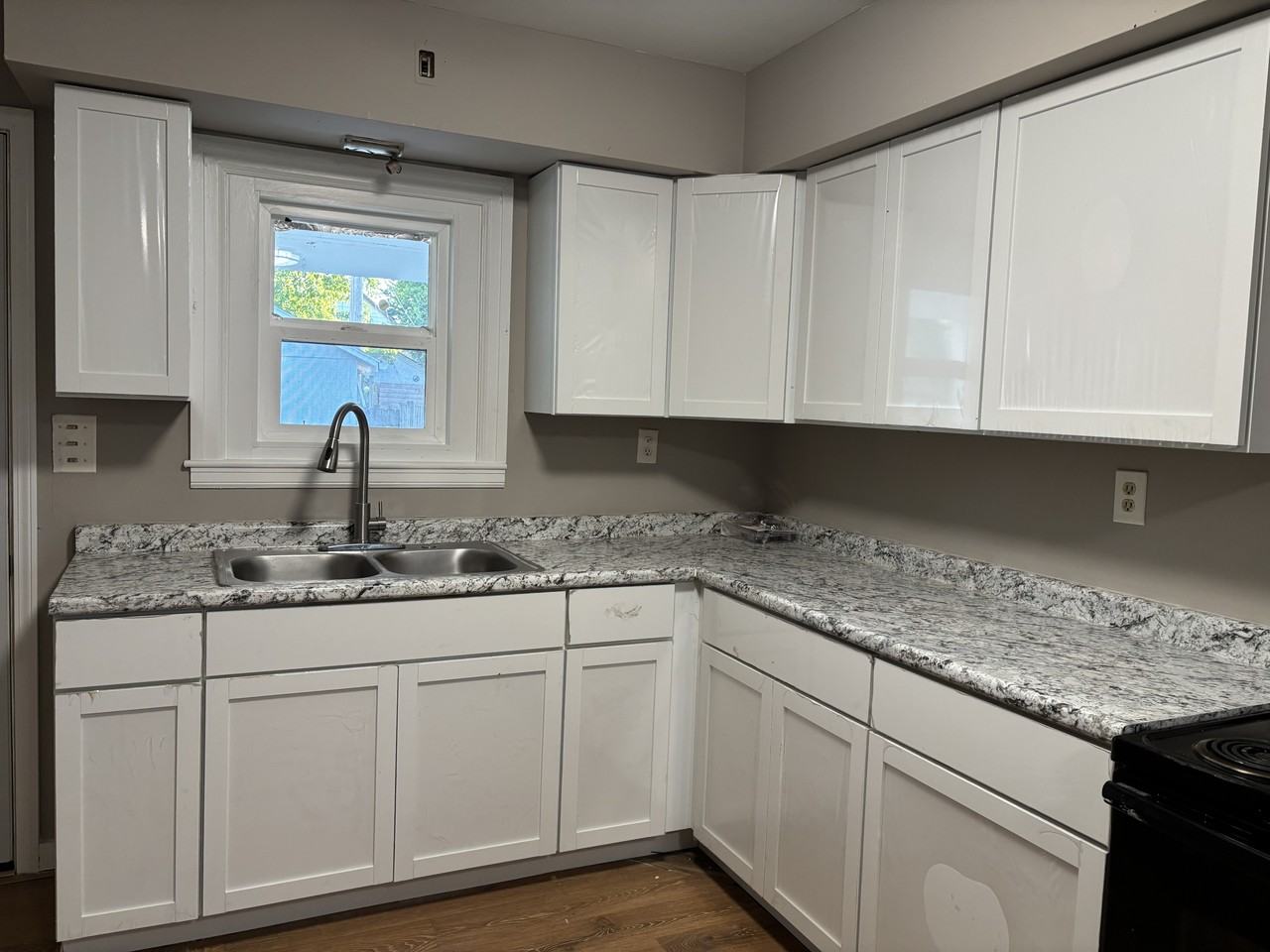 1223 Campbell Ave #1 - Photo 2 of 13