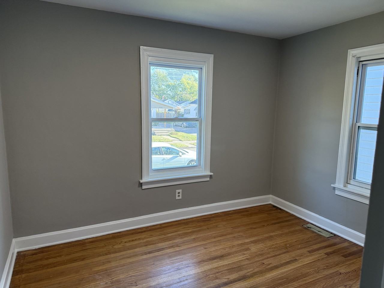 1223 Campbell Ave #1 - Photo 6 of 13