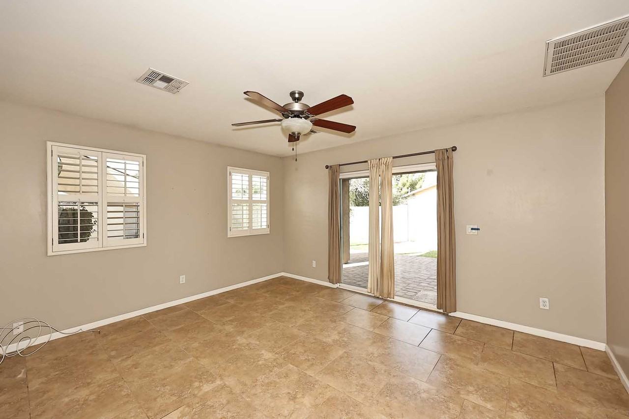 2314 E Montecito Ave #1 - Photo 3 of 5