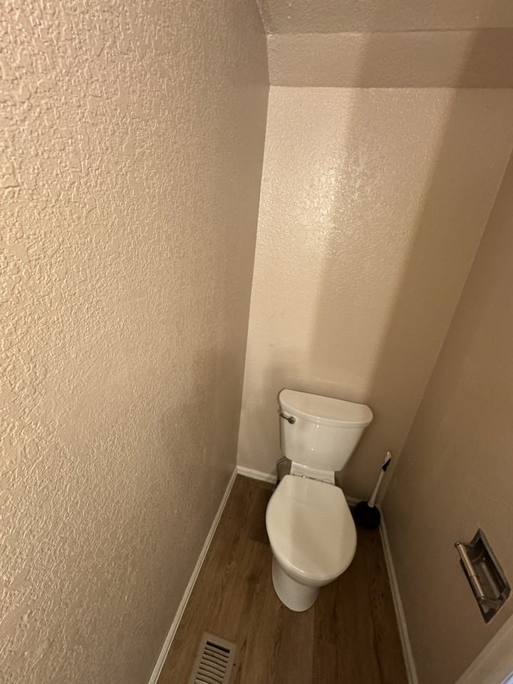 2522 Knob Hill Ct #1 - Photo 6 of 18