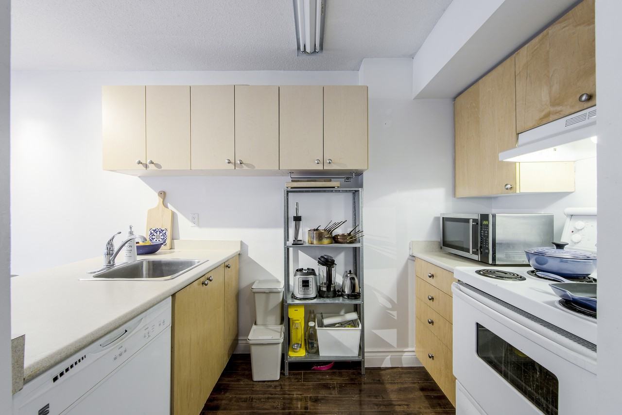 1029 King Street West #235 - Photo 6 of 30