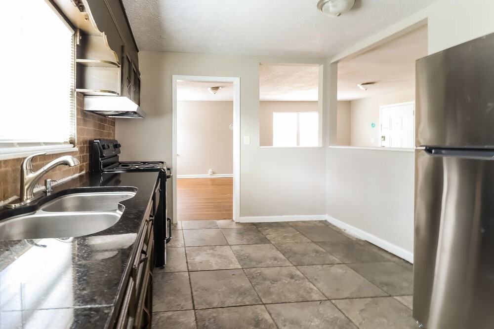 1204 Pratt Hwy - Photo 7 of 16