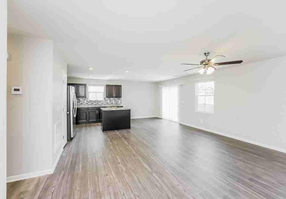 224 Nottingham Ln - Photo 7 of 16