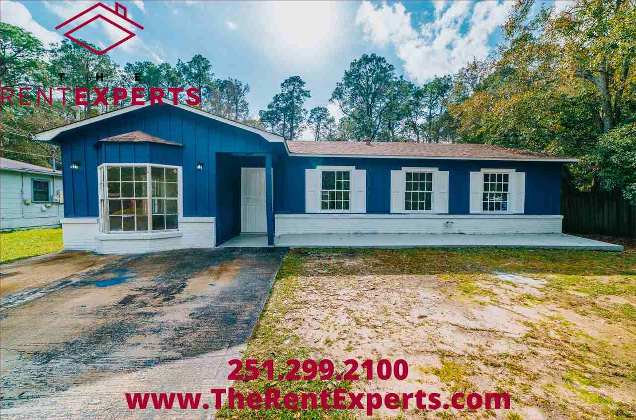 2551 Farnell Dr #1 - Photo 2 of 22