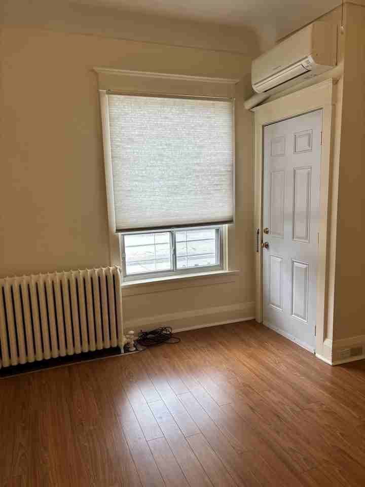 550A Durie Street - Photo 7 of 14