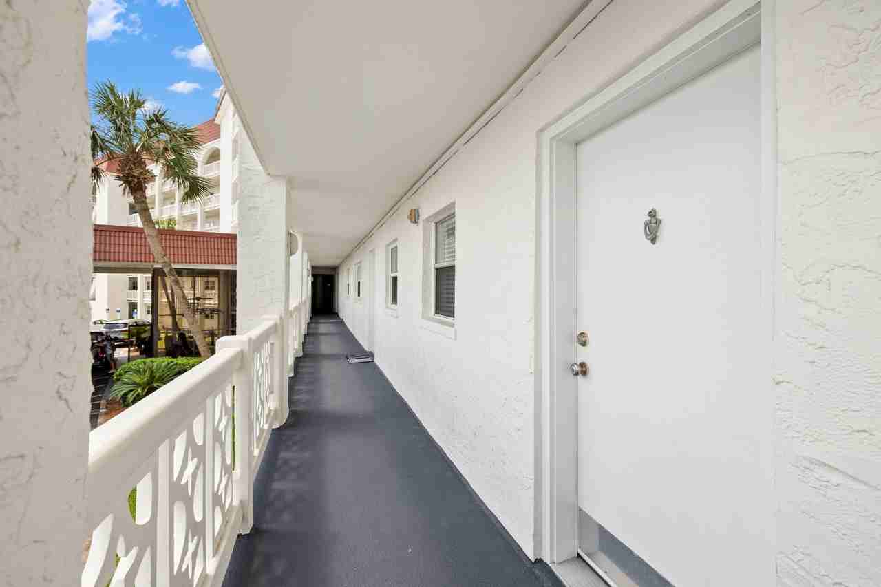 909 Santa Rosa Boulevard - 1Unit 328 #1 - Photo 7 of 40