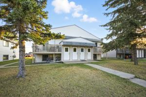 featured image of 4817 52 St #4