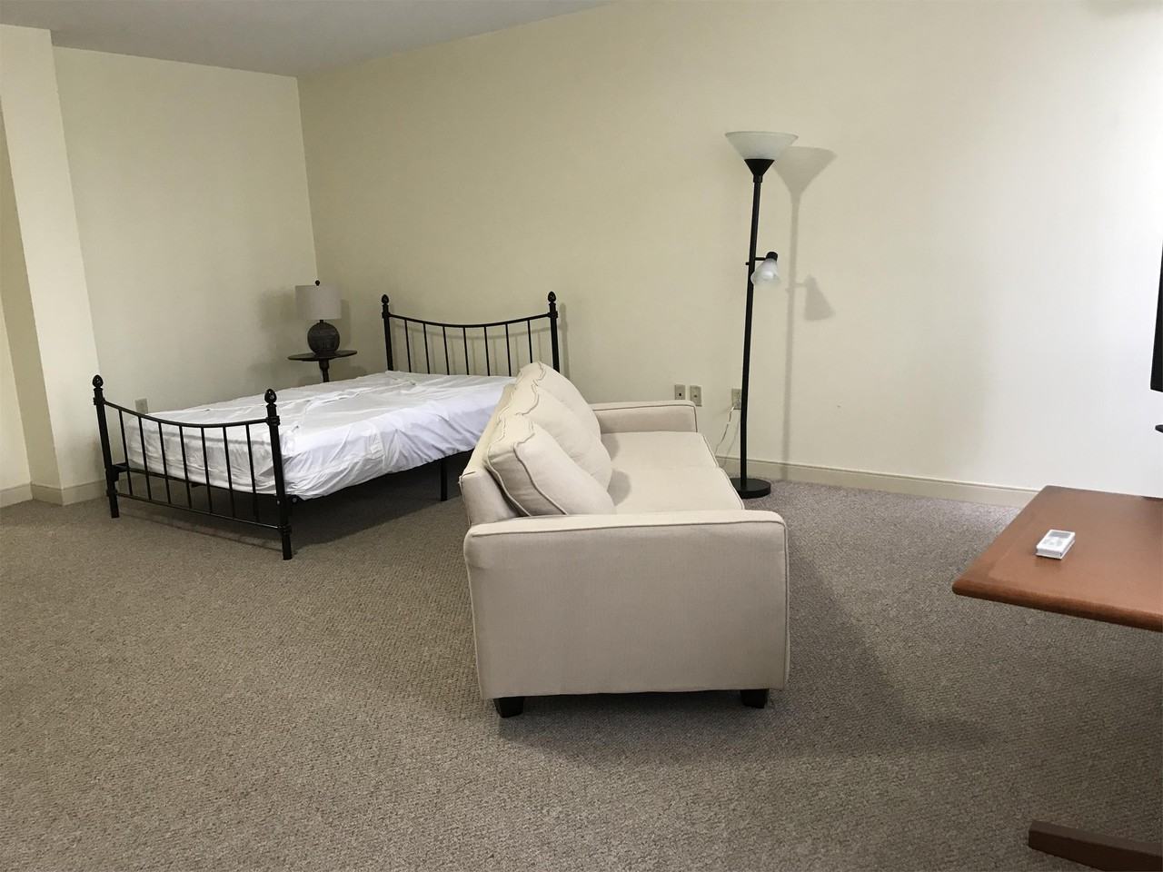 800 James AveUnit 6104 #6104 - Photo 2 of 33