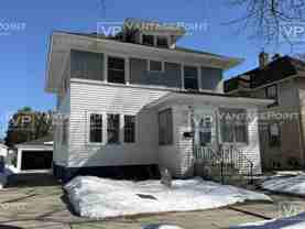 722 Bond St #1 - Photo 1 of 1