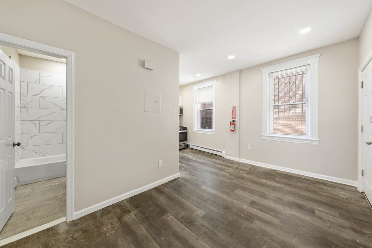 14 1st St #2 - Photo 2 of 25