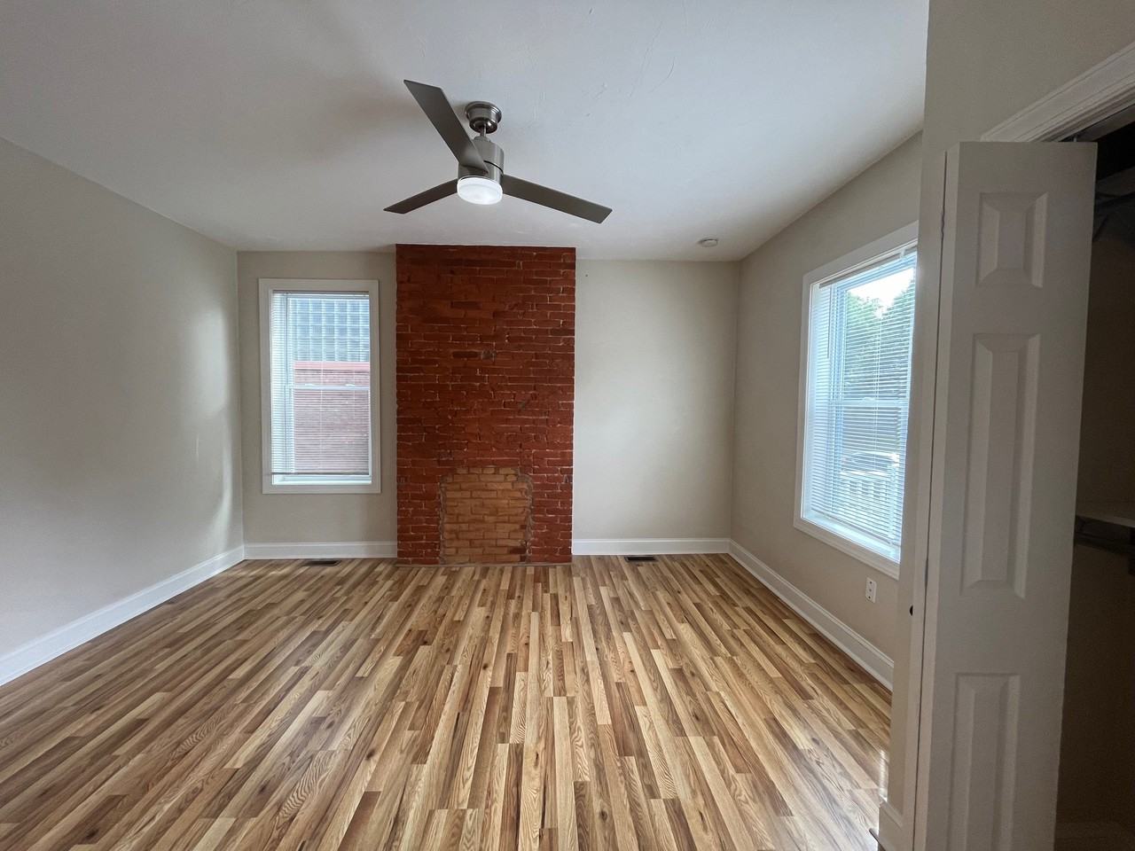 211 Amber St #1 - Photo 6 of 23