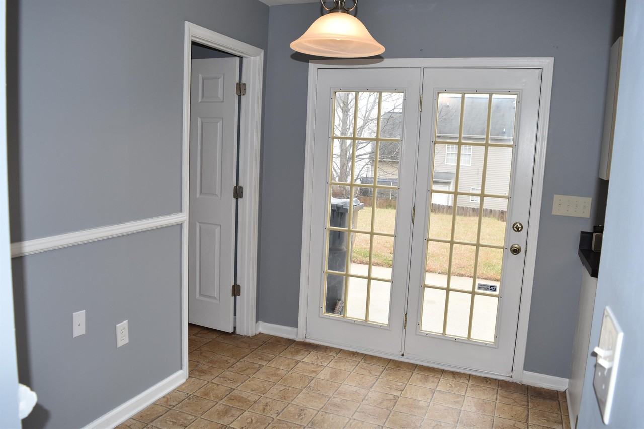 3911 Hathaway Hills Dr #1 - Photo 7 of 22