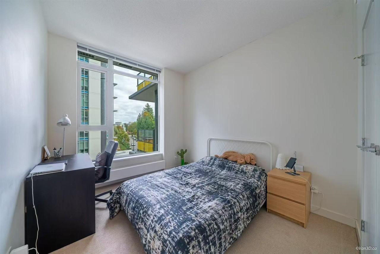 8850 University Crescent #401 - Photo 3 of 16