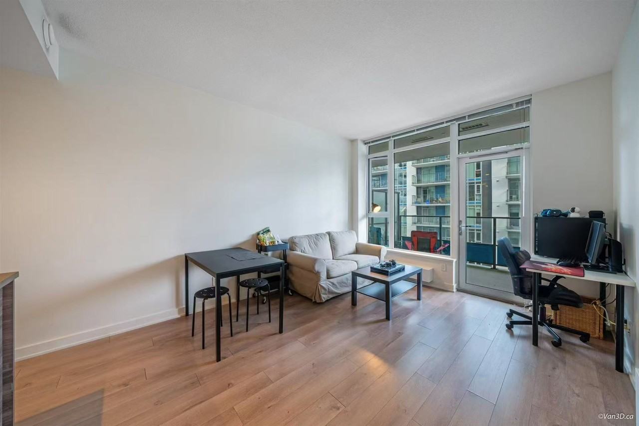 8850 University Crescent #401 - Photo 5 of 16