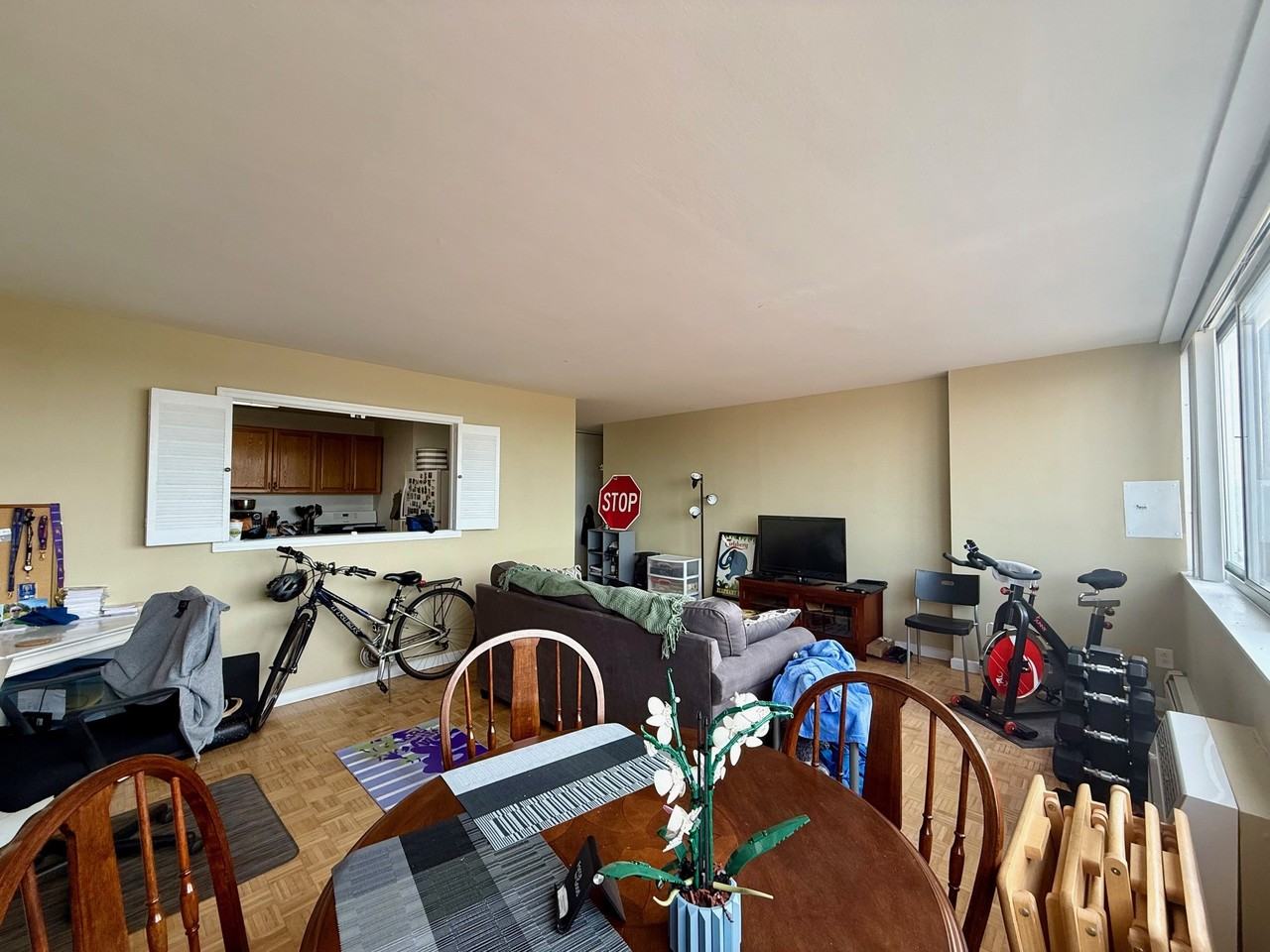 1401 Pennsylvania Ave #914 - Photo 6 of 14