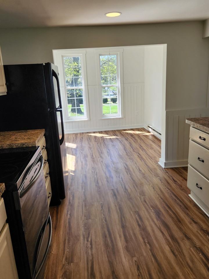 53 Liberty Ln #1 - Photo 5 of 19