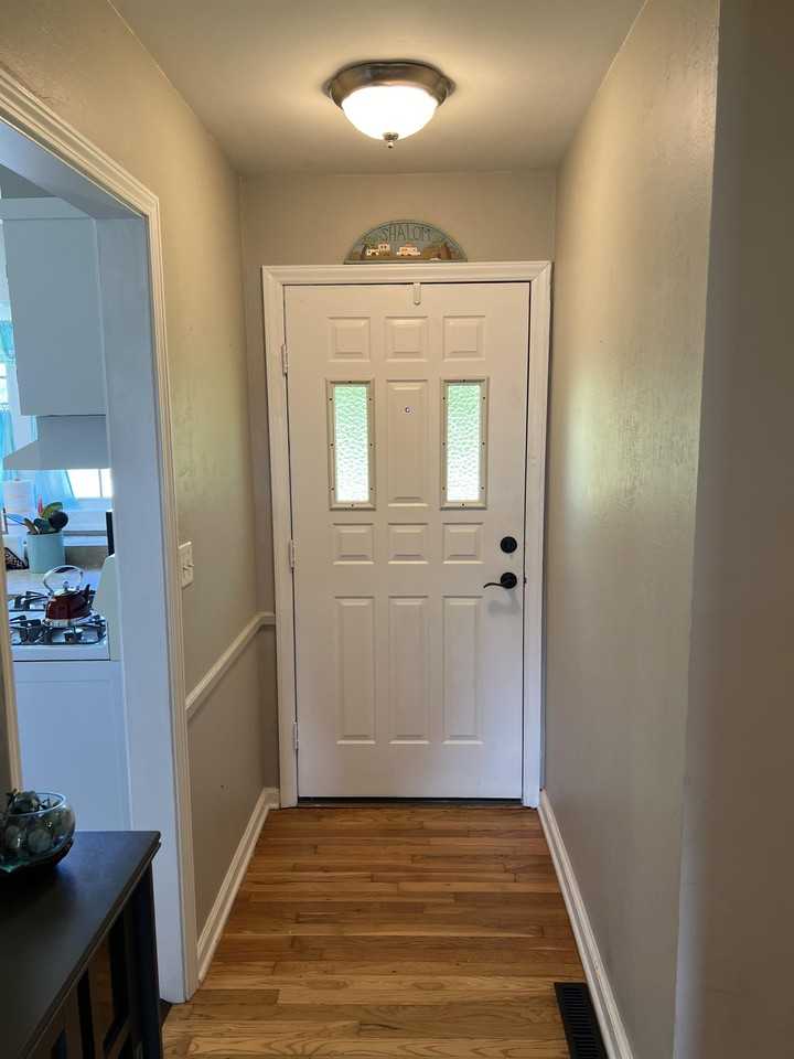 601 E Mckissock St #1 - Photo 3 of 46