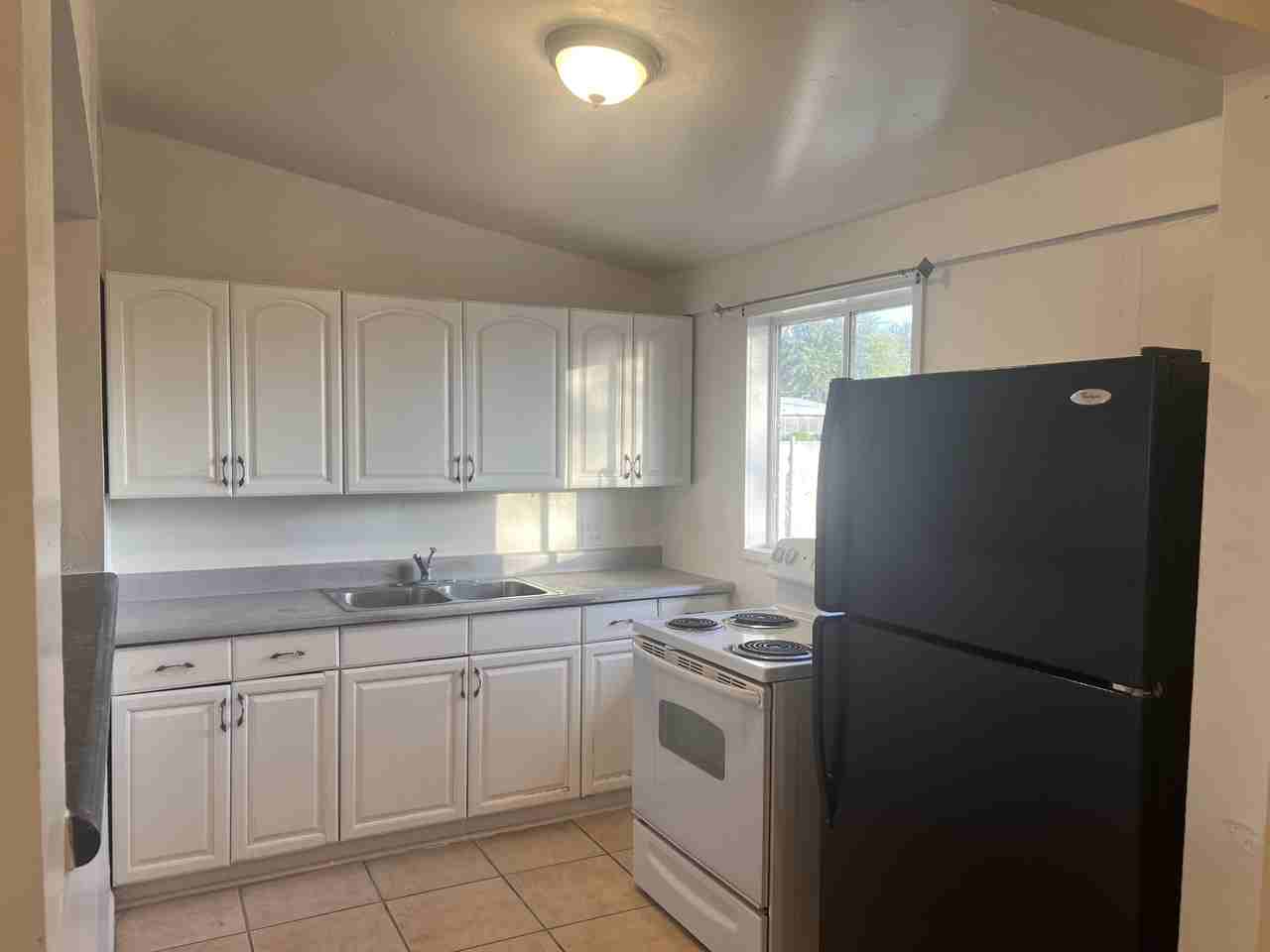 2536 S Treat Ave #2536 - Photo 2 of 11