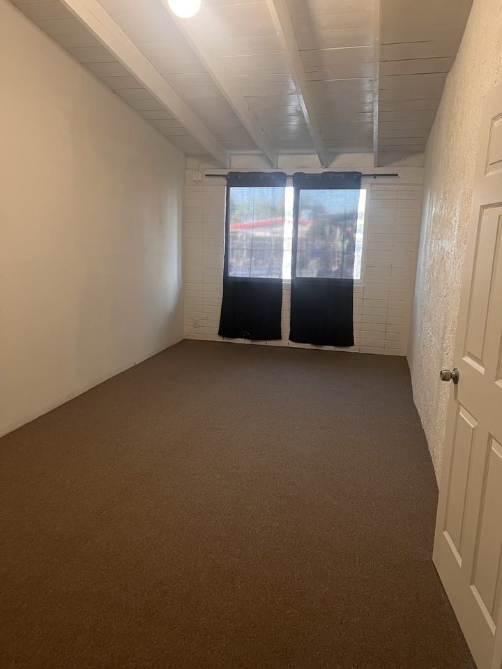 2536 S Treat Ave #2536 - Photo 7 of 11