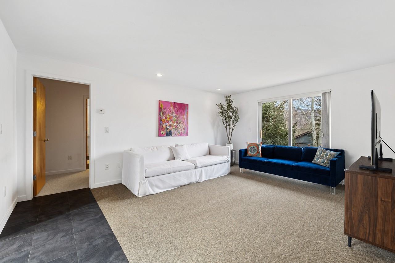 11 Russell Trl #1 - Photo 7 of 19