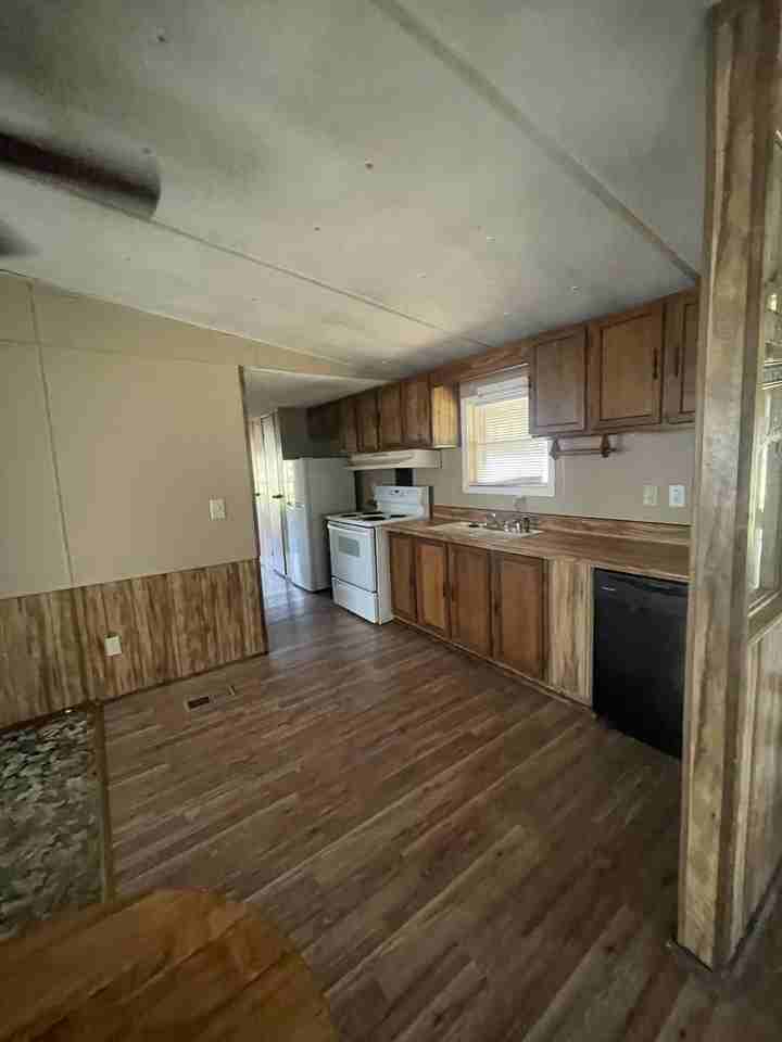 17789 178th Ave #1 - Photo 3 of 10